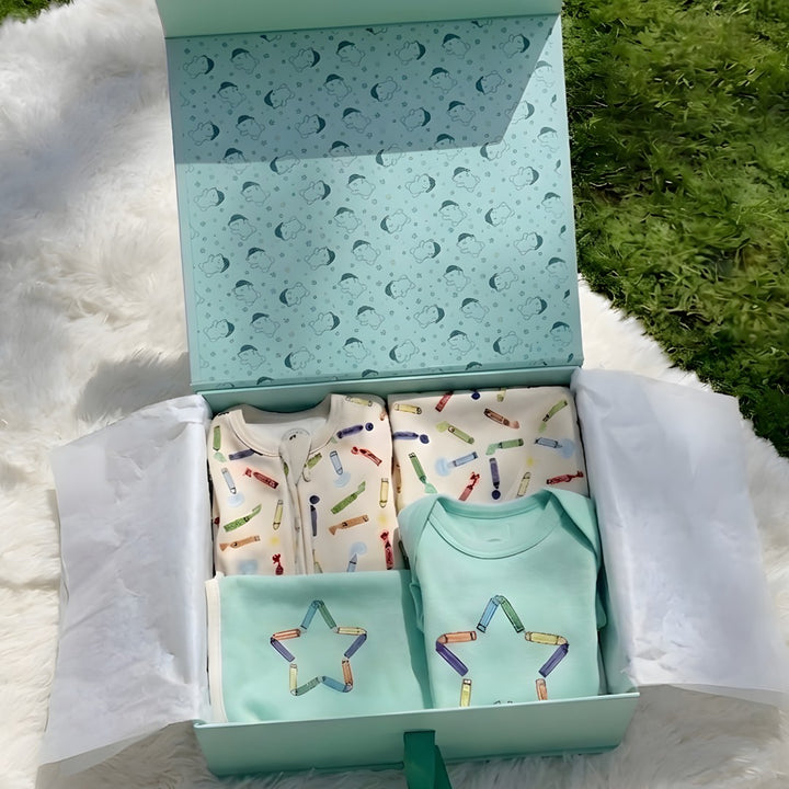 Crayons Peek-a-Boo Gift Set (0-3 months, 3-6 months)